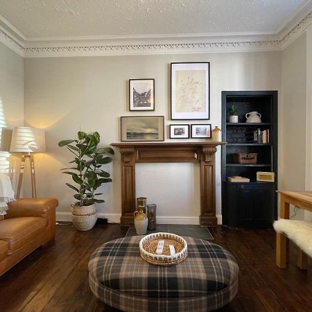 The Old Shop, A Two Bed Flat In Inverkip Village ภายนอก รูปภาพ