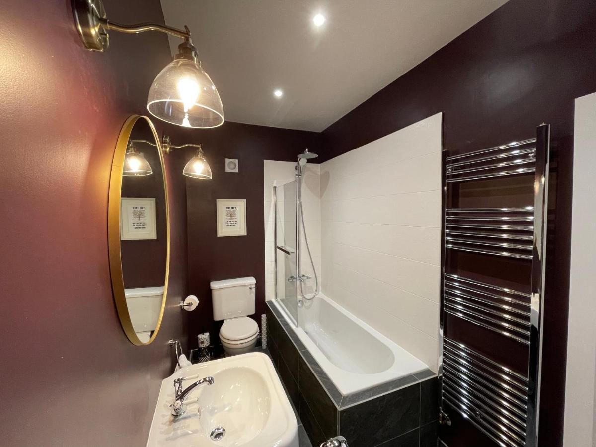 The Old Shop, A Two Bed Flat In Inverkip Village ภายนอก รูปภาพ