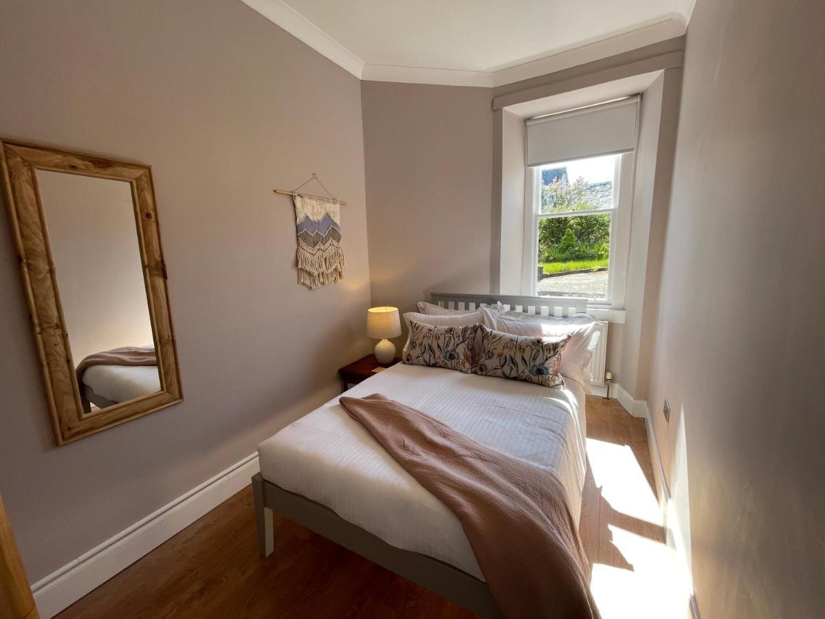 The Old Shop, A Two Bed Flat In Inverkip Village ภายนอก รูปภาพ